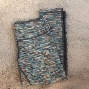 Cropped yoga leggings